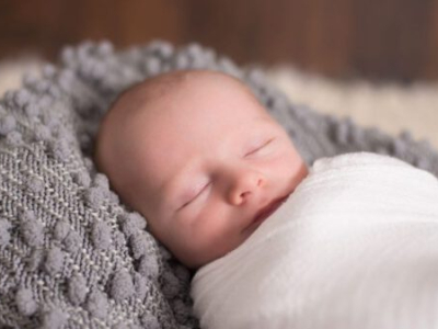 KHĂN SỮA CHO BÉ DÙNG LÀM GÌ? GỢI Ý SẢN PHẨM AN TOÀN CHO MẸ BỈM