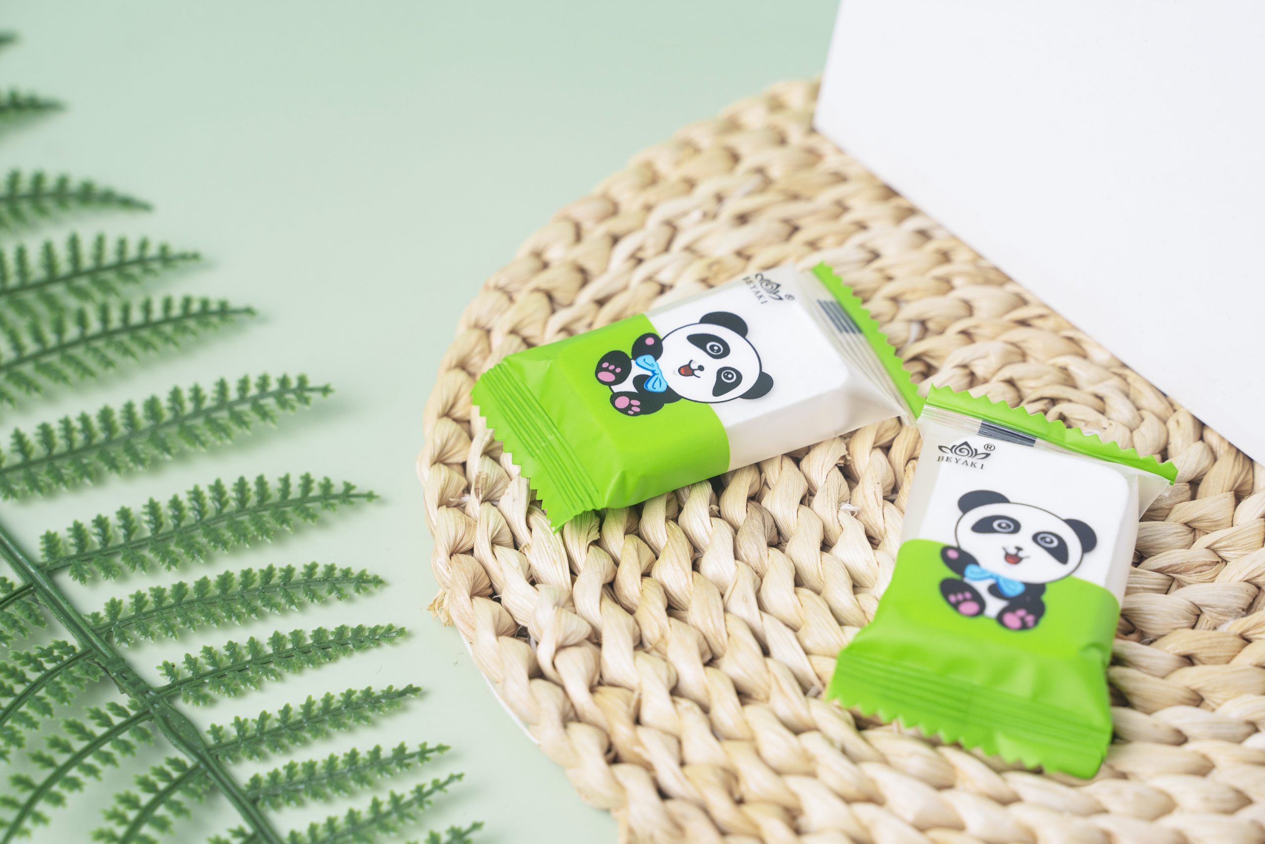Lý do khăn nén Beyaki được tin yêu? Mua ở đâu tốt? 3 Khăn nén Beyaki nhận được vô số chứng nhận an toàn cho sức khỏe người dùng. Ảnh : nguồn Beyaki
