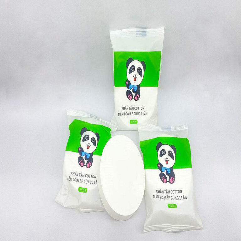 Bất Ngờ Với Công Dụng Đa Năng Của Khăn Ướt Dạng Viên Nén 1 Khăn ướt dạng viên nén trở thành lựa chọn hoàn hảo cho mọi chuyến đi ( Nguồn ảnh: Internet )
