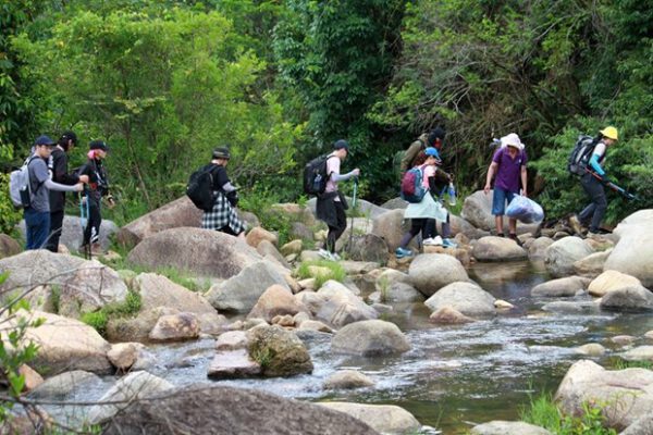 Khăn nén Việt Nam là sự lựa chọn hàng đầu cho các chuyến đi nhờ thiết kế gọn nhẹ và tiện lợi ( Nguồn ảnh: Internet )